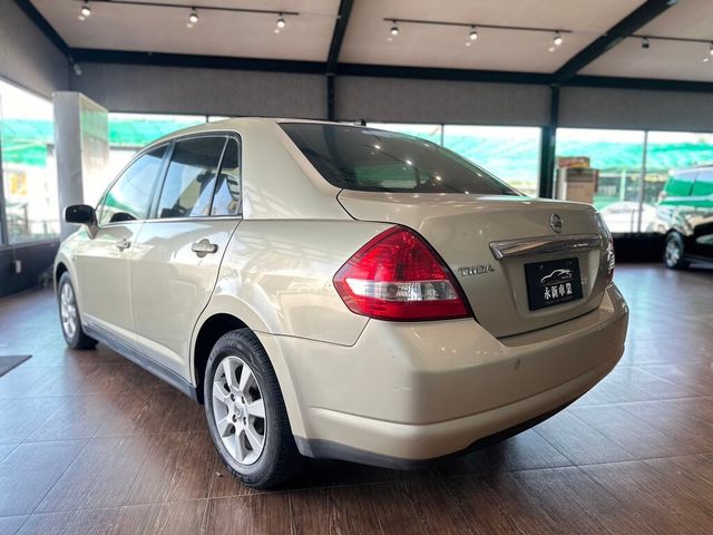 NISSAN日產 TIIDA  第5張相片