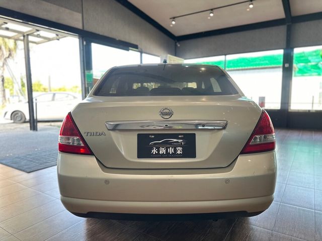 NISSAN日產 TIIDA  第7張相片