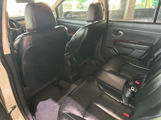 NISSAN日產 TIIDA  第18張相片