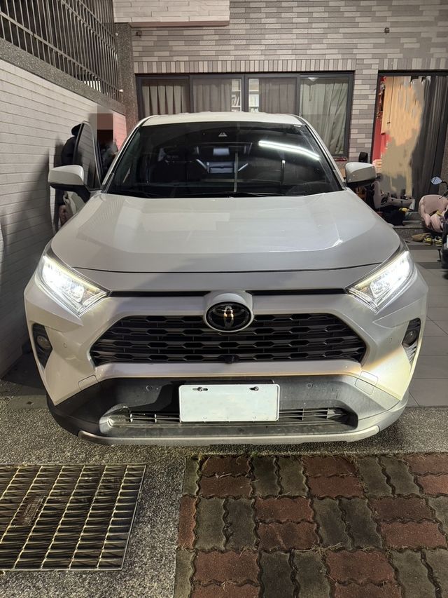 TOYOTA豐田 RAV4  第2張相片
