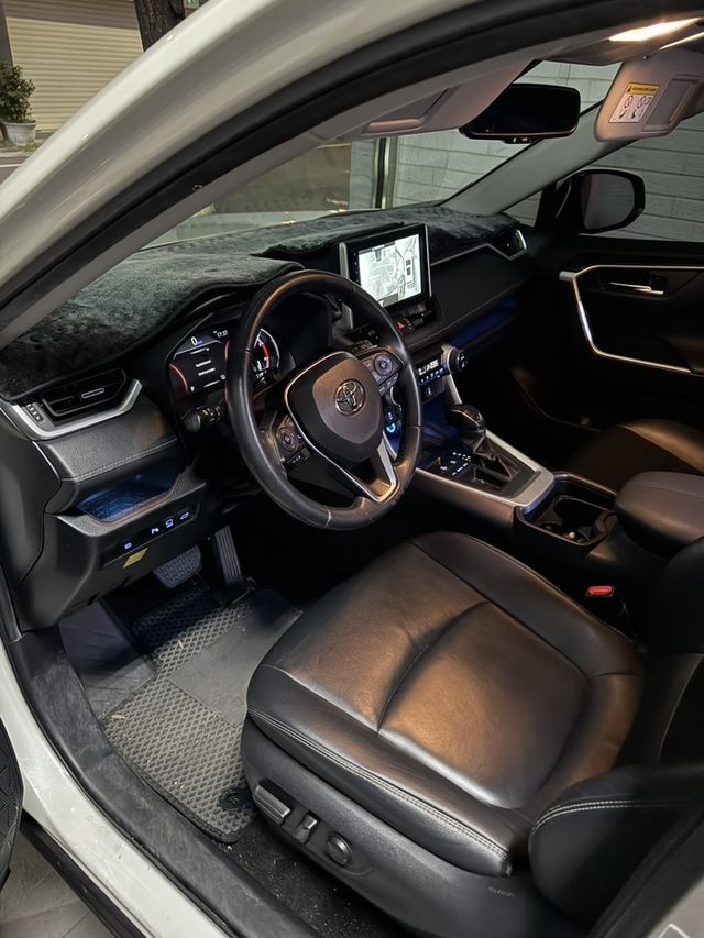 TOYOTA豐田 RAV4  第7張相片