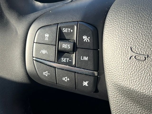 FORD福特 FOCUS ACTIVE  第9張相片