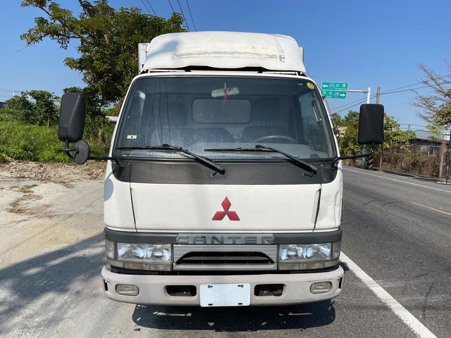 MITSUBISHI三菱 CANTER  第2張相片