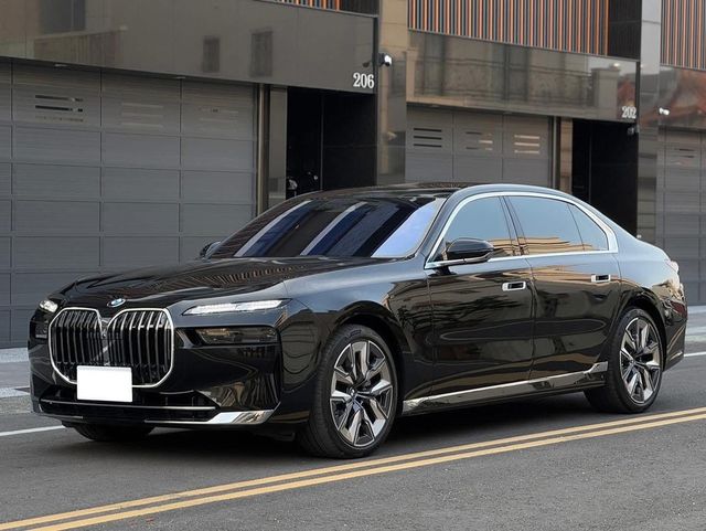 BMW寶馬 740I  第1張相片