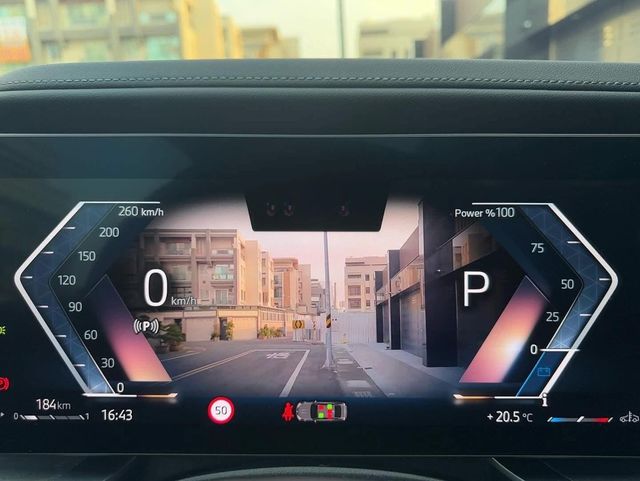 BMW寶馬 740I  第6張相片