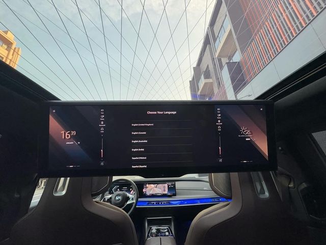 BMW寶馬 740I  第9張相片