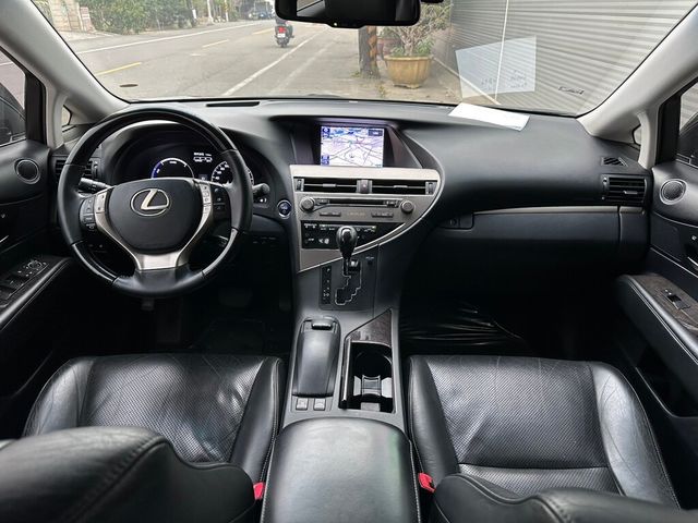 LEXUS凌志 RX450H  第7張相片