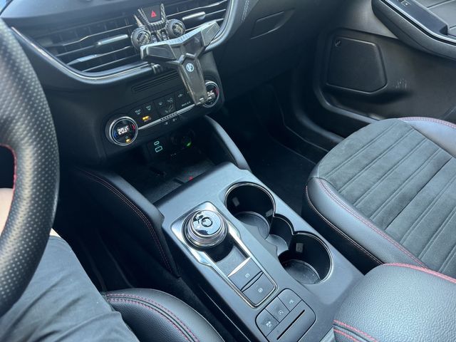 FORD福特 KUGA  第7張相片