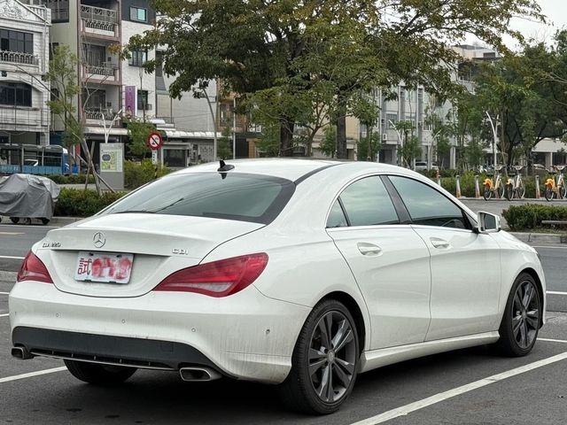 M-BENZ賓士 CLA220 CDI  第2張相片