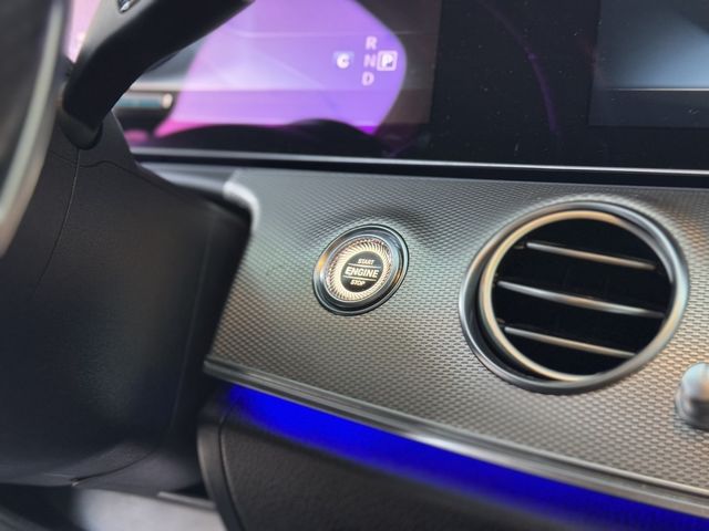 M-BENZ賓士 E220D  第11張相片