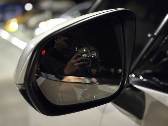 LEXUS凌志 LM350H  第4張相片