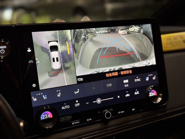 LEXUS凌志 LM350H  第11張相片