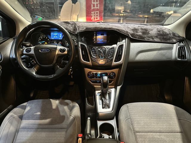 FORD福特 FOCUS  第6張相片