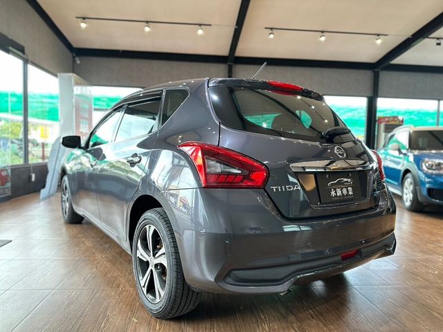 NISSAN日產 TIIDA  第3張相片