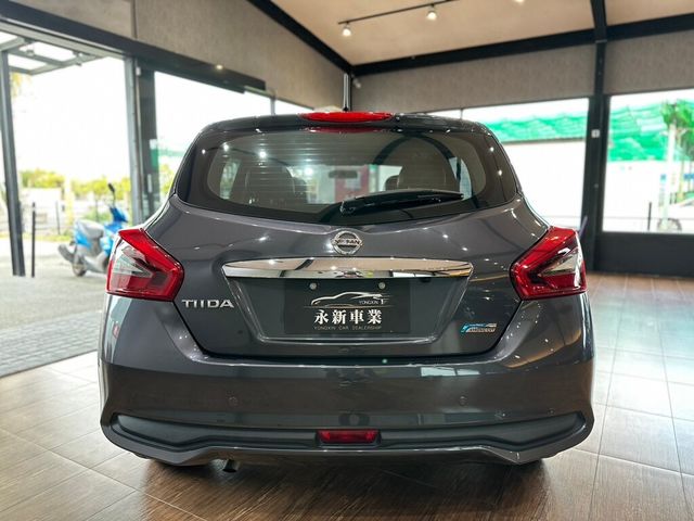 NISSAN日產 TIIDA  第4張相片