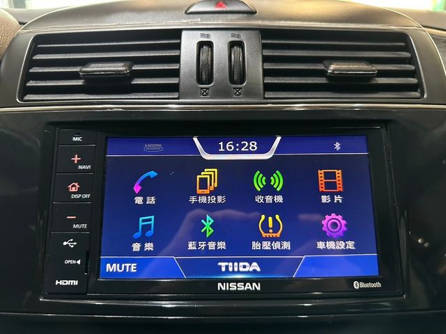 NISSAN日產 TIIDA  第15張相片