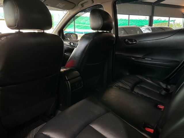 NISSAN日產 TIIDA  第18張相片