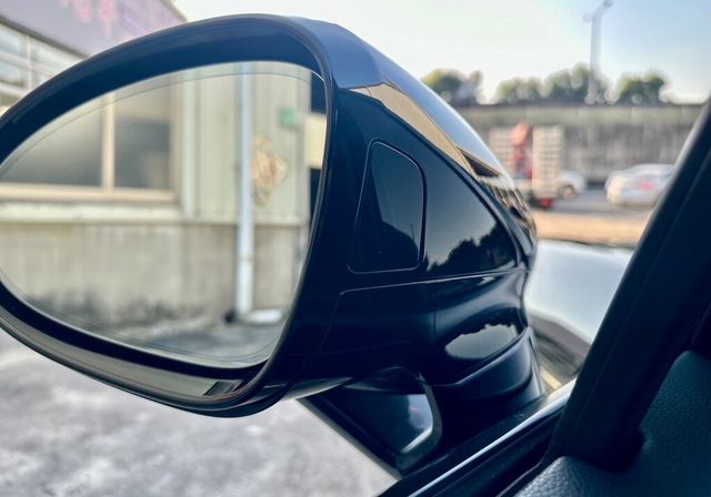 PORSCHE保時捷 PANAMERA  第6張相片