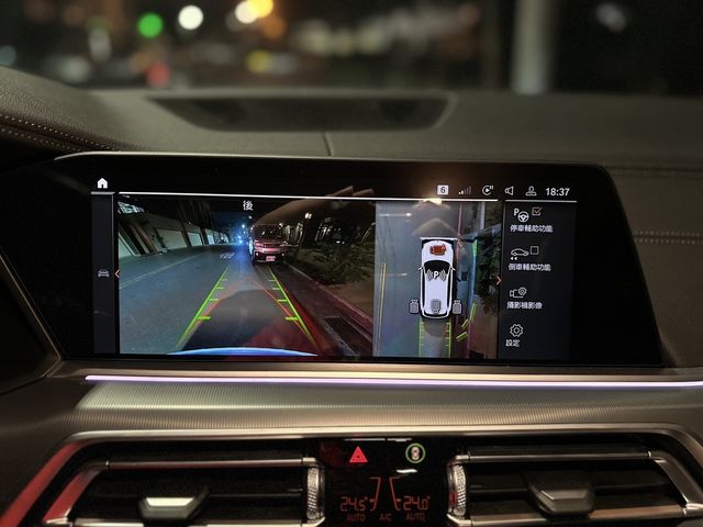 BMW寶馬 X5 XDRIVE25D  第11張相片