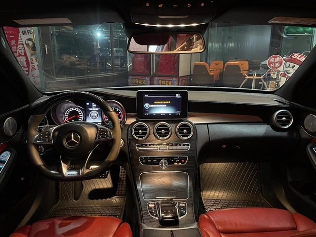 M-BENZ賓士 C450  第6張相片