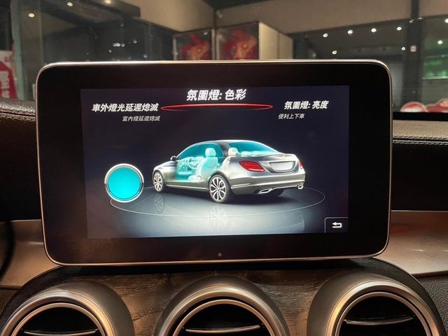 M-BENZ賓士 C450  第14張相片