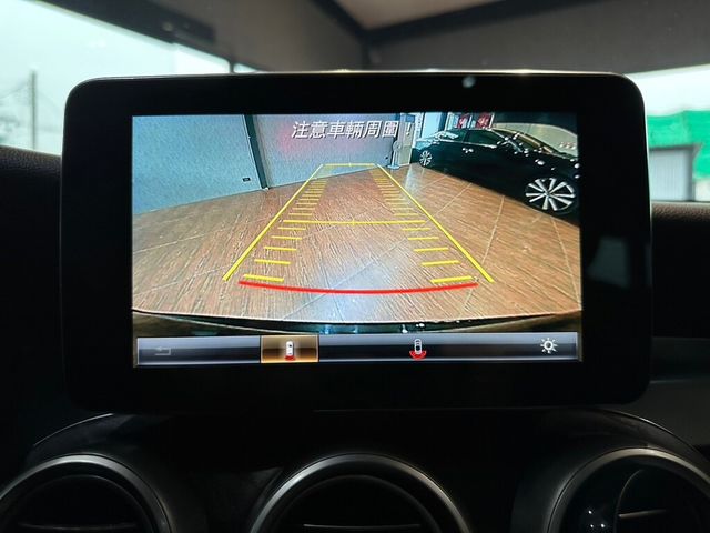 M-BENZ賓士 GLC300  第13張相片