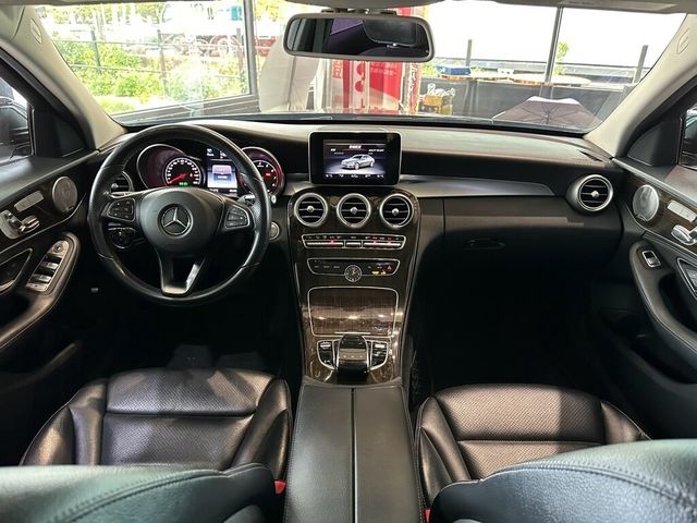 M-BENZ賓士 C300  第6張相片