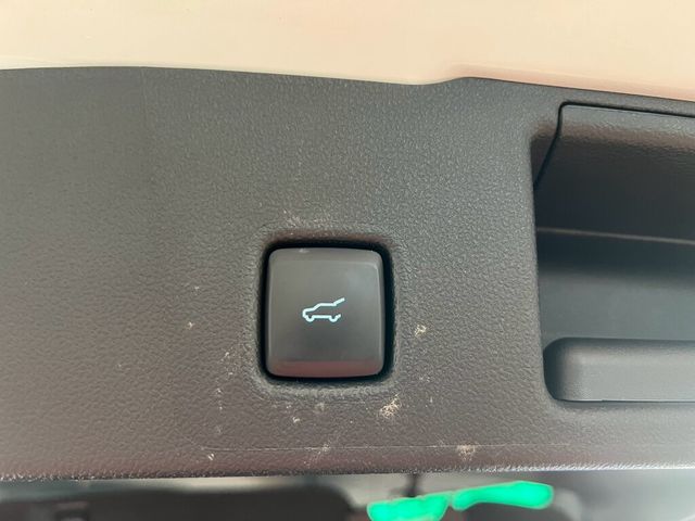FORD福特 KUGA  第7張相片