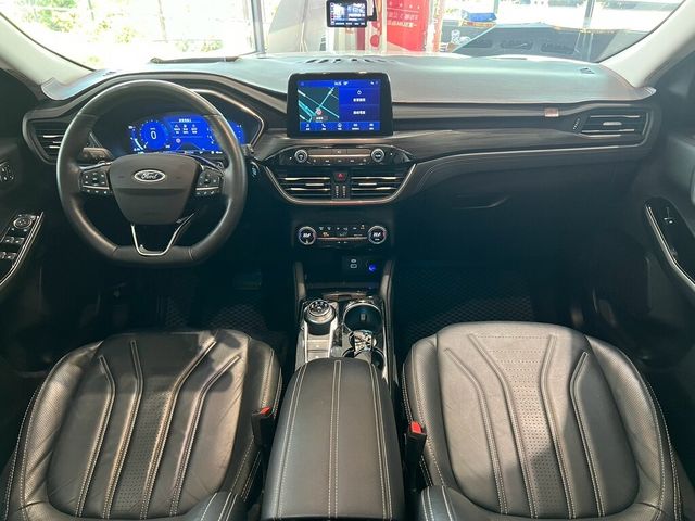 FORD福特 KUGA  第17張相片
