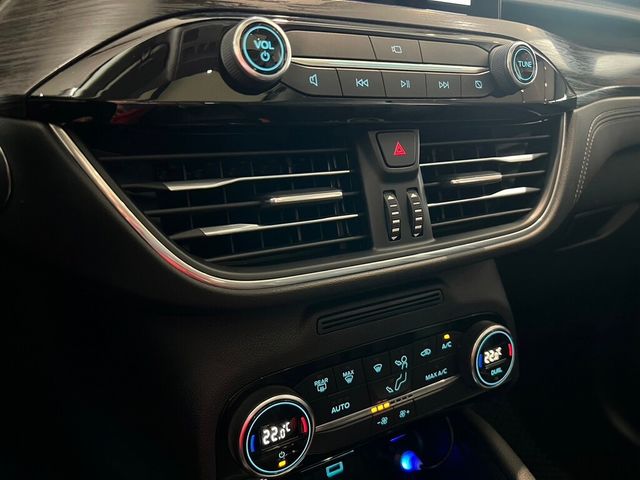 FORD福特 KUGA  第37張相片