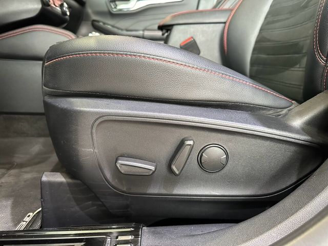 FORD福特 KUGA  第21張相片
