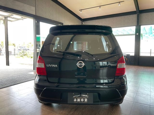 NISSAN日產 LIVINA  第11張相片