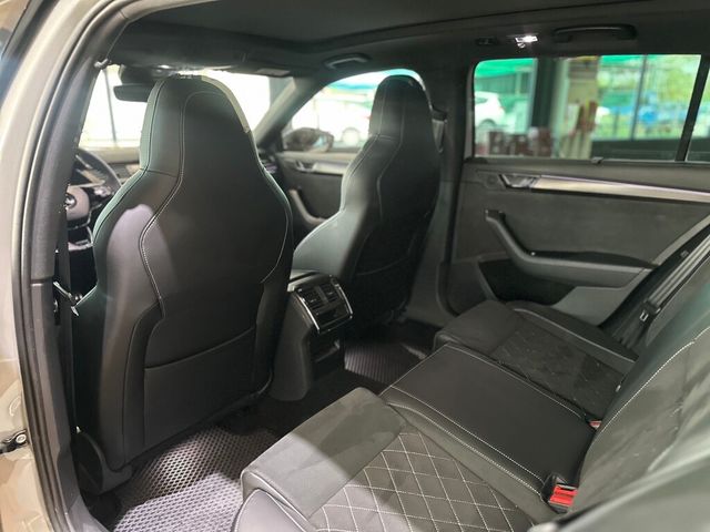 SKODA司科達 SUPERB COMBI  第37張相片