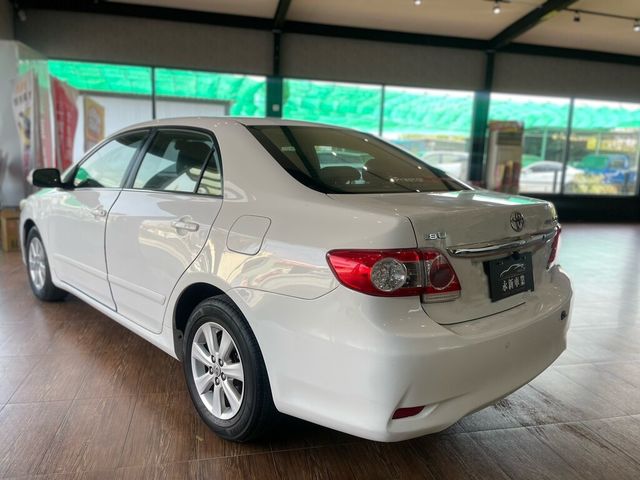 TOYOTA豐田 ALTIS  第5張相片