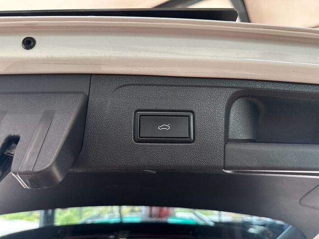 VOLKSWAGEN福斯 PASSAT VARIANT  第5張相片