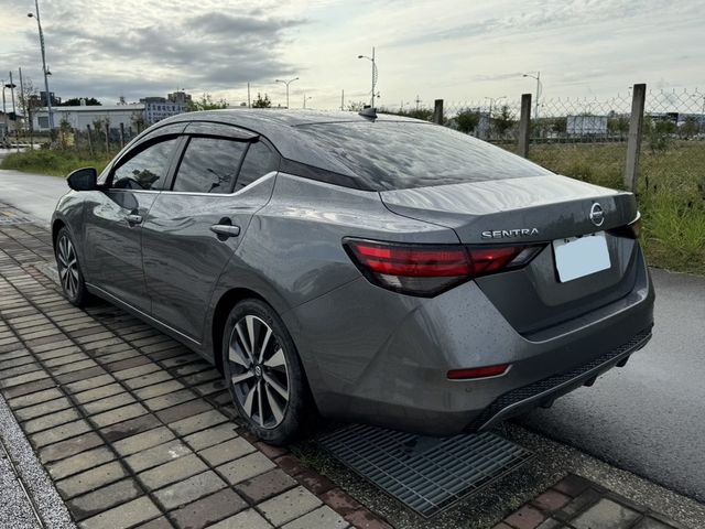 NISSAN日產 SENTRA  第5張相片