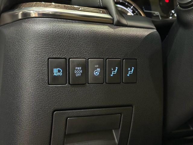 TOYOTA豐田 ALPHARD  第11張相片