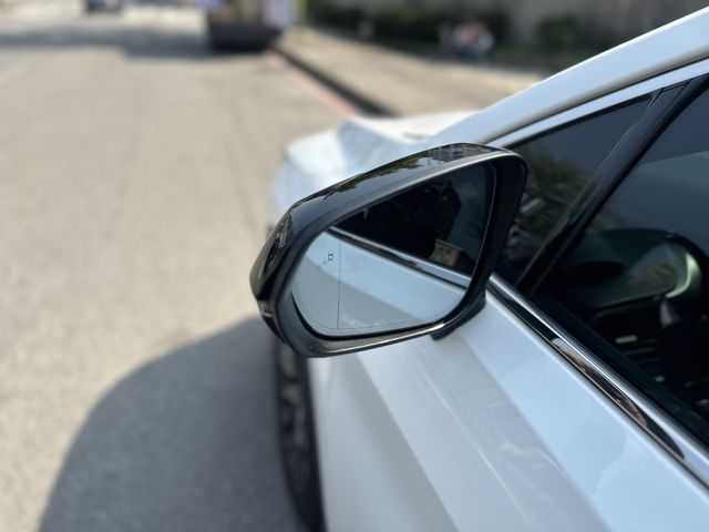 LEXUS凌志 RX300  第4張相片