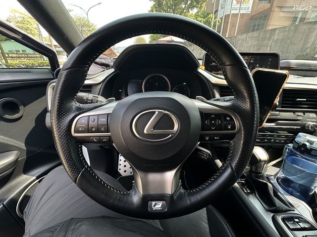 LEXUS凌志 RX300  第6張相片