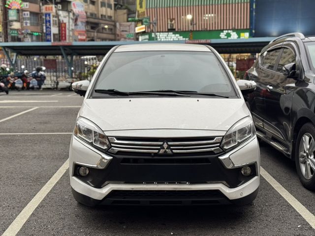 MITSUBISHI三菱 COLT PLUS  第2張相片