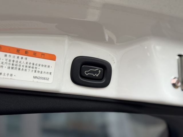 MITSUBISHI三菱 COLT PLUS  第7張相片