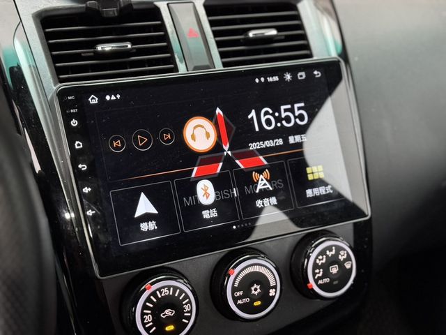 MITSUBISHI三菱 COLT PLUS  第13張相片