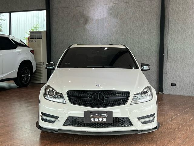M-BENZ賓士 C250  第2張相片