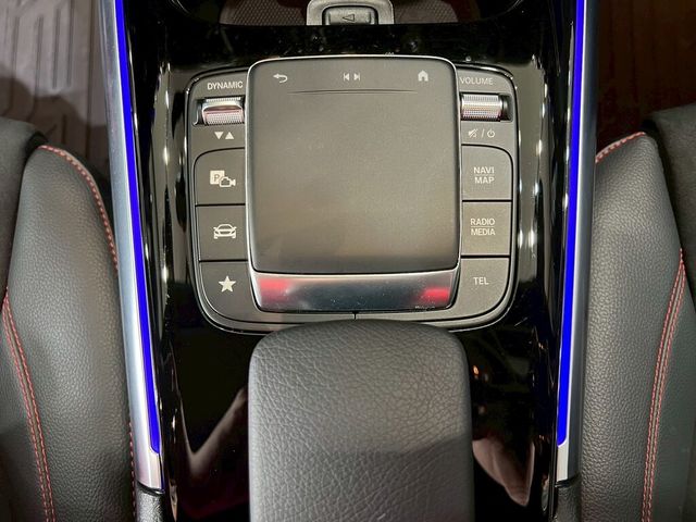 M-BENZ賓士 GLA180  第18張相片