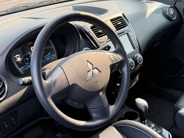 MITSUBISHI三菱 COLT PLUS  第4張相片