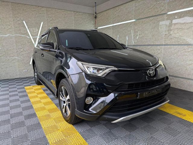 TOYOTA豐田 RAV4  第1張相片