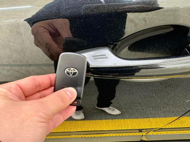 TOYOTA豐田 RAV4  第8張相片