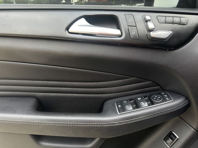 M-BENZ賓士 GLE COUPE  第10張相片