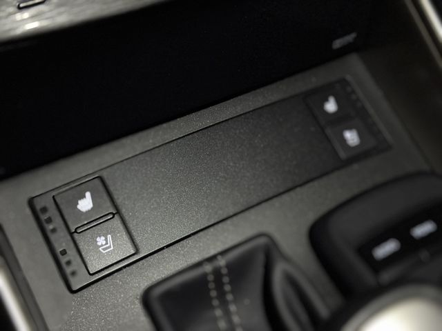 LEXUS凌志 IS 300  第14張相片
