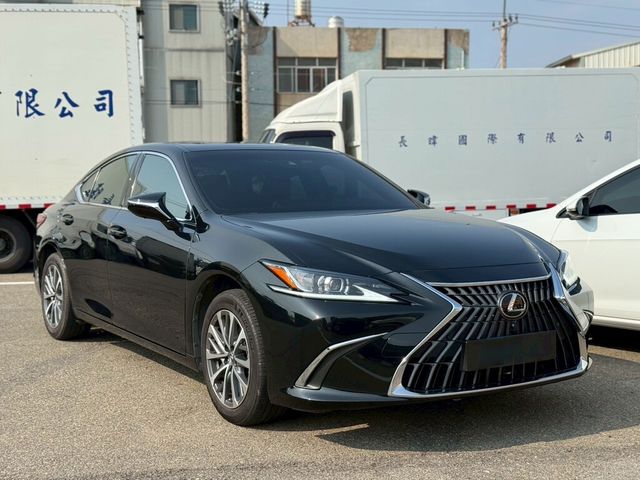 LEXUS凌志 ES200  第2張相片